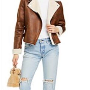 Shearling cropped jacket..